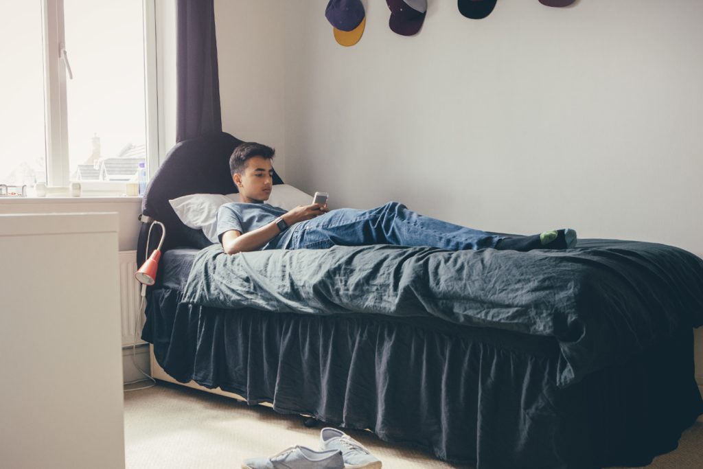 Autonomie : les premières fois seul à la maison, quand et comment? | Article de blogue de Kaleido
