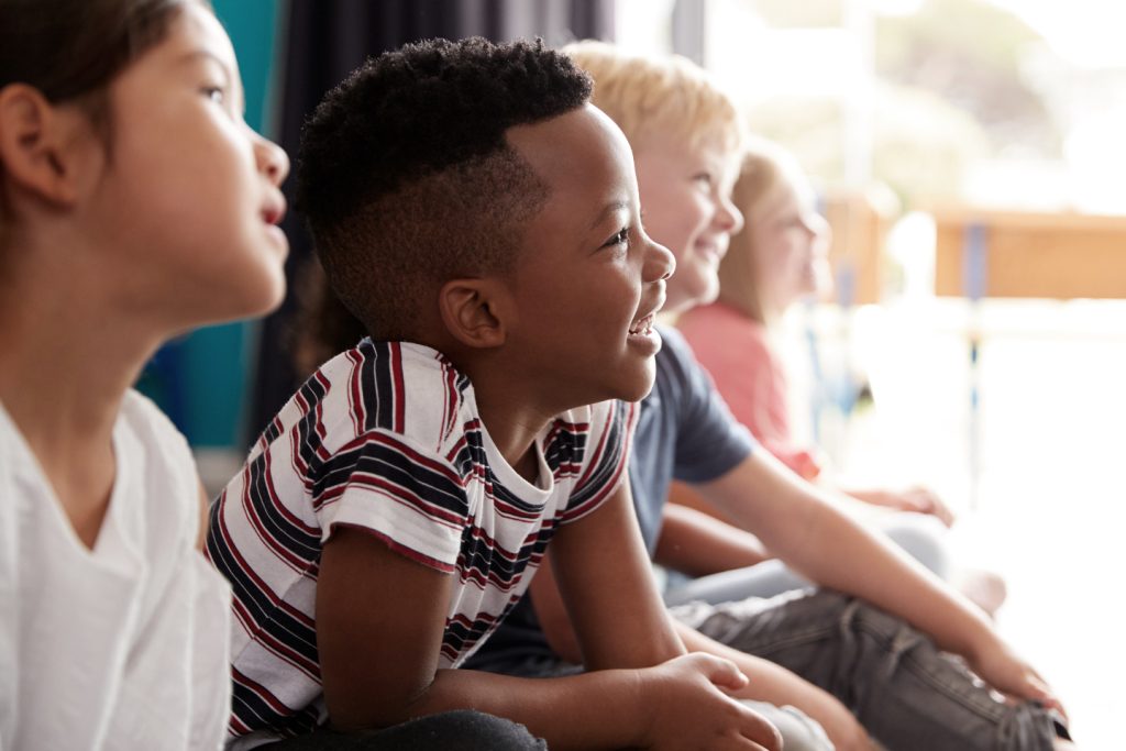 Retarder l’entrée à l’école : votre enfant est-il prêt à commencer la maternelle? | Article de blogue de Kaleido