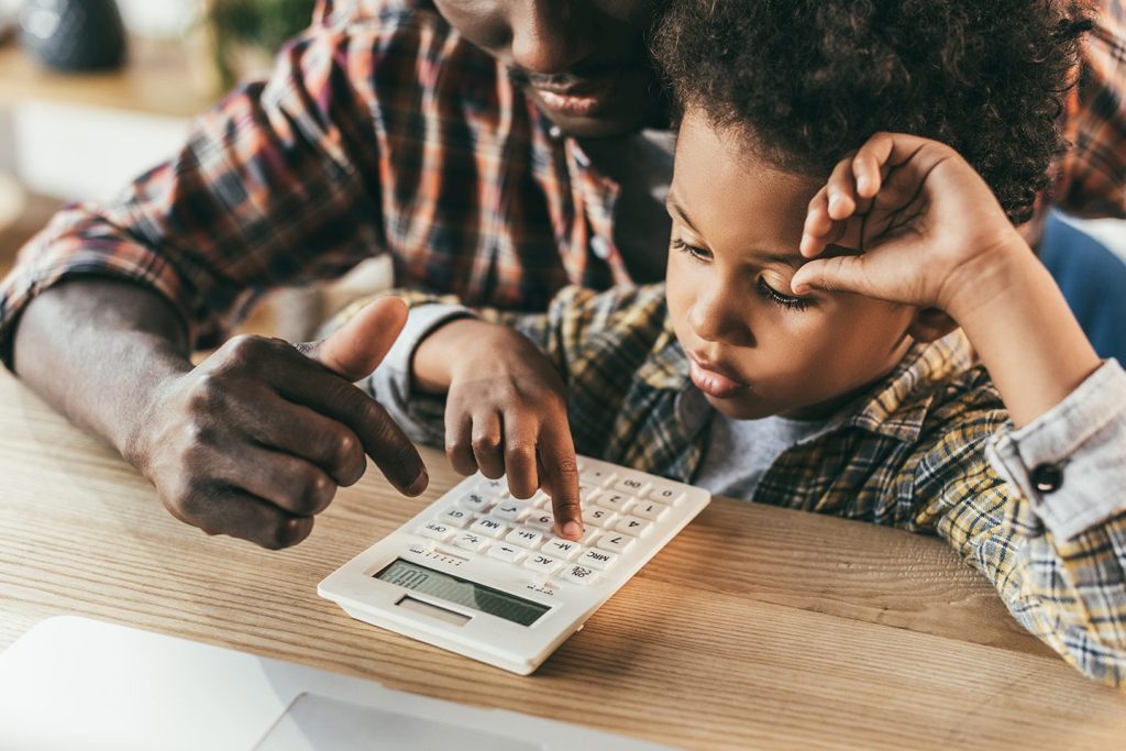 Les finances personnelles, pas juste une affaire de grands! | Article de blogue de Kaleido