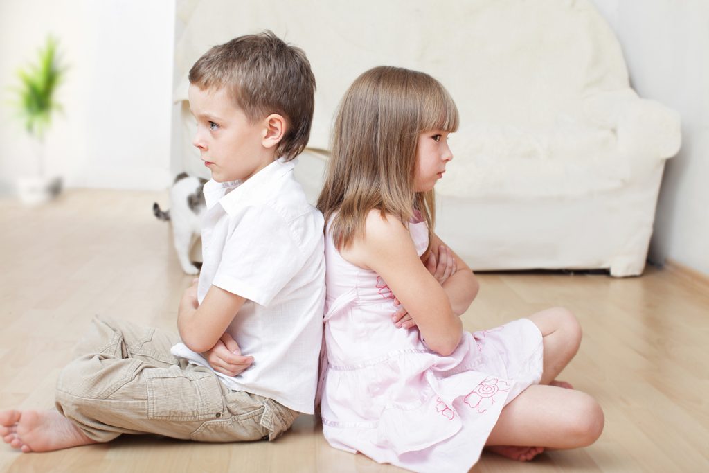 Mes parents aiment plus mon frère que moi | Article de blogue de Kaleido